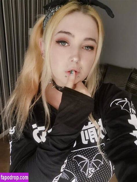 gamerblonde of|OF